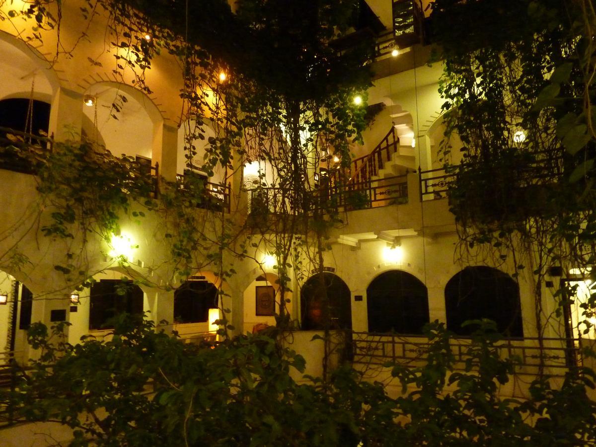 Inn Seventh Heaven Pushkar Exterior photo